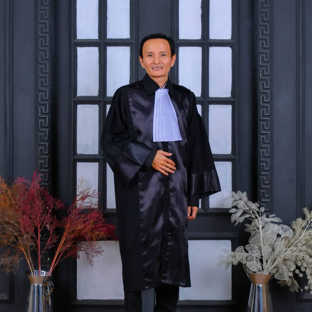 Lawyer